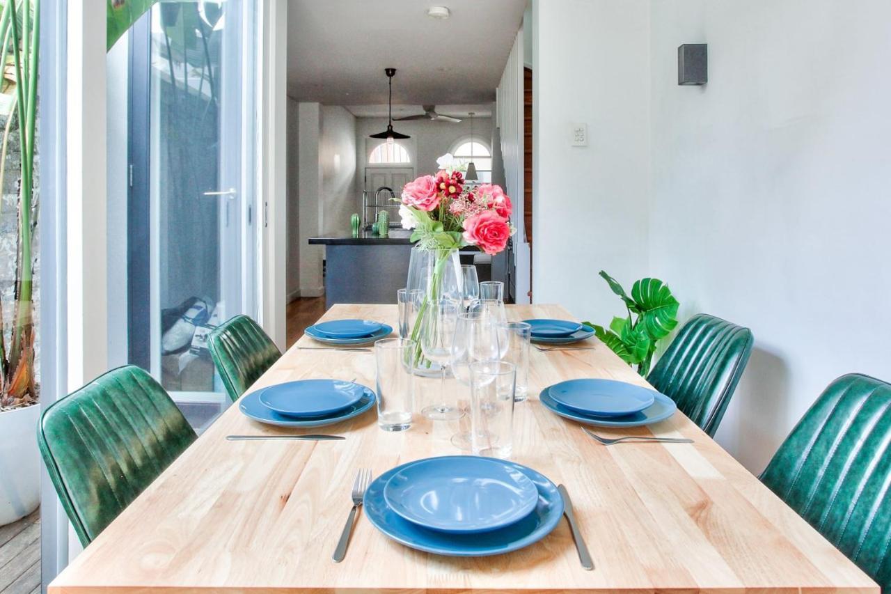 Astounding 3 Bedroom House Surry Hills 2 E-Bikes Included Sydney Esterno foto