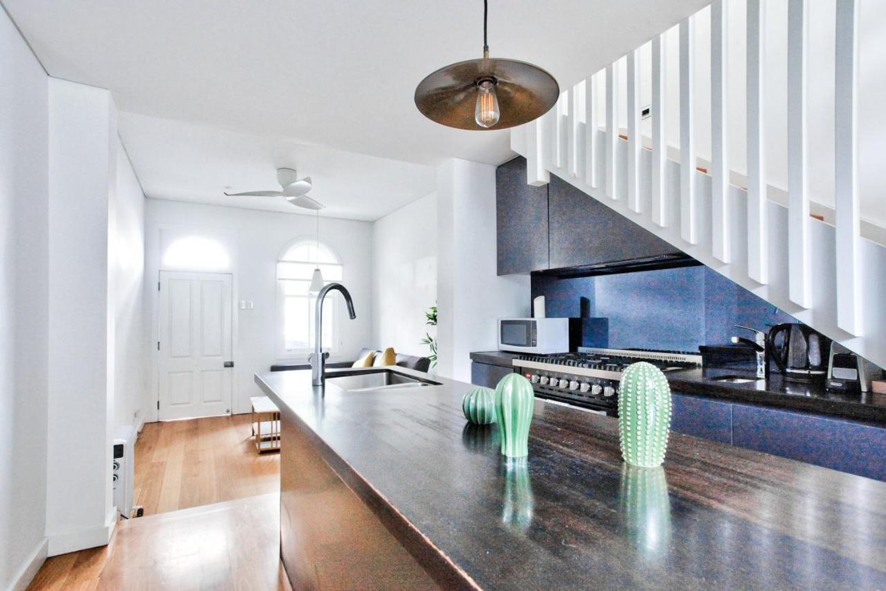 Astounding 3 Bedroom House Surry Hills 2 E-Bikes Included Sydney Esterno foto